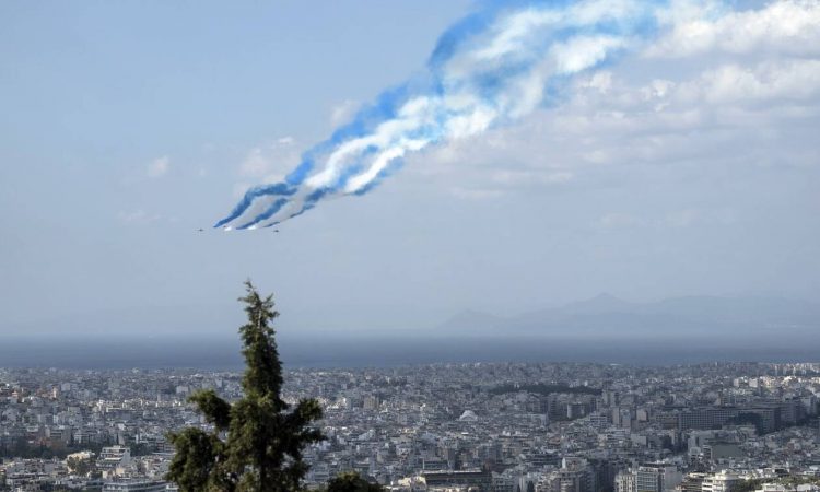 Καιρός: Με λιακάδα και 21 βαθμούς ο εορτασμός της 25ης Μαρτίου – Η πρόγνωση για το τριήμερο (pics)