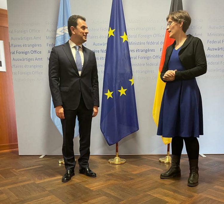 Σκρέκας: Με όρους κοινωνικής δικαιοσύνης η απάντηση στην ενεργειακή κρίση