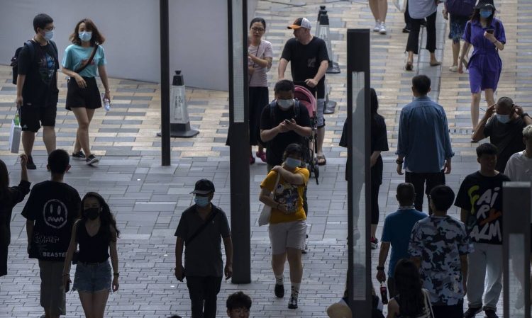 Κίνα: Ανησυχία για τους πρώτους θανάτους ασθενών λόγω COVID-19 μετά απο ένα χρόνο