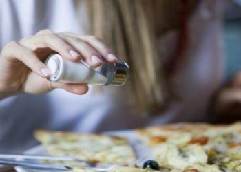 Διατροφή: 12 τροφές που μπορείτε να καταναλώσετε άφοβα χωρίς να σας νοιάζει το πότε ή η ποσότητα