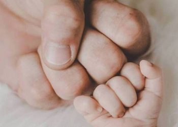 Επίδομα παιδιού – Α21: Ποιοι θα πάρουν μιάμιση επιπλέον δόση