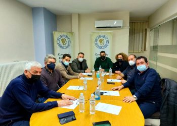 Σύσκεψη στον εμπορικό σύλλογο για τα χρονοδιαγράμματα υλοποίησης των έργων στα Τρίκαλα