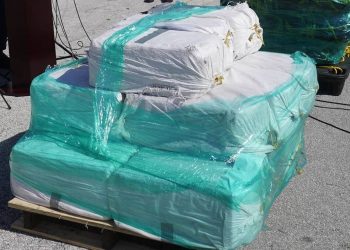 Ισημερινός: Κατασχέθηκε ποσότητα τριών και πλέον τόνων ναρκωτικών