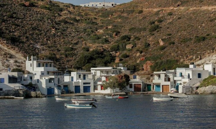 Μήλος: Το κυκλαδίτικο νησί πρωταγωνιστεί στην αγορά της Μεγάλης Βρετανίας