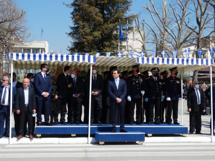 Με μεγαλοπρέπεια η παρέλαση σήμερα μετά από 2 χρόνια-Φωτογραφικά στιγμιότυπα