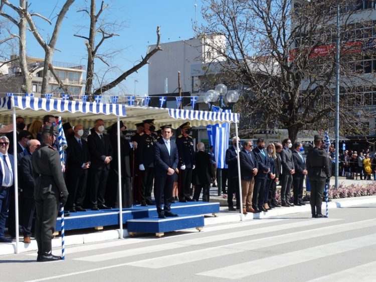 Με μεγαλοπρέπεια η παρέλαση σήμερα μετά από 2 χρόνια-Φωτογραφικά στιγμιότυπα