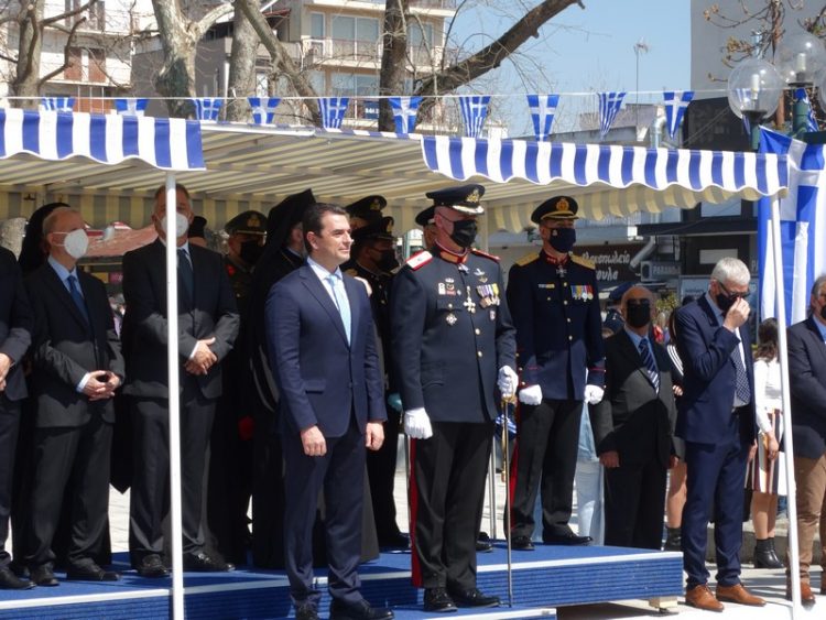 Με μεγαλοπρέπεια η παρέλαση σήμερα μετά από 2 χρόνια-Φωτογραφικά στιγμιότυπα