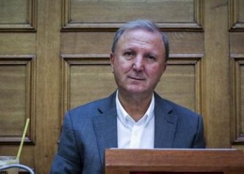 Σάκης Παπαδόπουλος “Διακυβεύεται η τύχη του Εθνικού Συστήματος Υγείας”