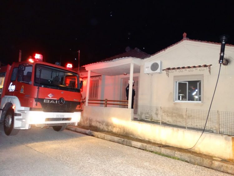 Τρίκαλα: Τραγωδία με νεκρό ηλικιωμένο από πυρκαγιά σε μονοκατοικία στη Σωτήρα (ΦΩΤΟ)