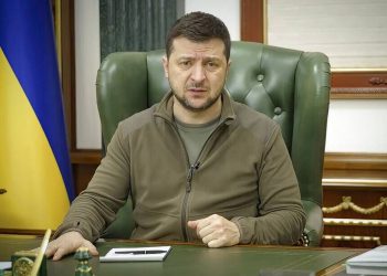 Ουκρανία: Ο Ζελένσκι προειδοποιεί με καταστροφή, αν οι Ρώσοι προσπαθήσουν να καταλάβουν το Κϊεβο