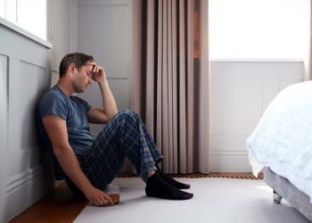 Κατάθλιψη: Πόσο αυξάνεται ο κίνδυνος για όσους έχουν ευάλωτη καρδιά