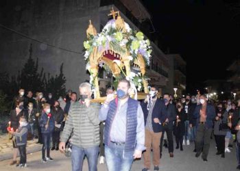 Η Ακολουθία του  Εσπερινού της Μεγάλης Παρασκευής στον Ιερό Ναό του Αγίου Βησσαρίωνος Πύλης