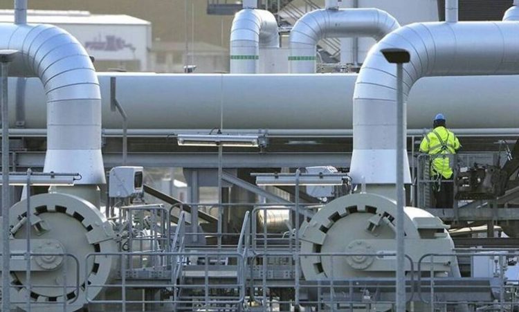Η Ρωσία φέρεται να διέκοψε τις εξαγωγές αερίου προς την Πολωνία – Άλμα στις τιμές