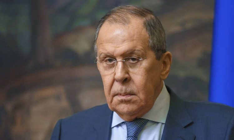 Ξεκάθαρη η Ρωσία: Η άρση των κυρώσεων αποτελεί μέρος των ειρηνευτικών συνομιλιών με την Ουκρανία