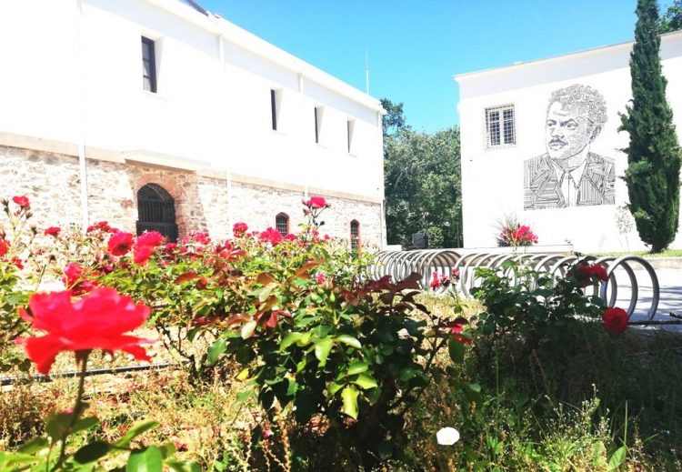 Προς ενεργειακή αυτονομία στο Μουσείο Τσιτσάνη και το 2ο ΕΠΑΛ Τρικάλων