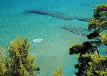 Σουτσίνι: Η «μαγική» Σπιναλόγκα της Εύβοιας