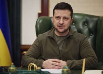Ο Ζελένσκι περιμένει «σθεναρή» παγκόσμια αντίδραση στην επίθεση στο Κραματόρσκ