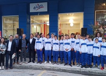 Στα εγκαίνια των νέων γραφείων της ΦΛΟΓΑΣ παρευρέθηκαν  οι αθλητές του ΑΠΣ Τρίκαλα