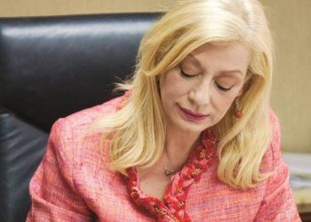 Κύπρος: Σε κρίσιμη αλλά σταθερή κατάσταση η υγεία της υπουργού Εργασίας – Ιατρικό ανακοινωθέν