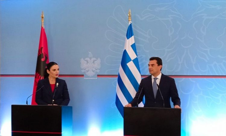Επίσκεψη Σκρέκα στα Τίρανα