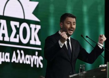 Άρης Μερεντίτης, Γιώργος Ηλιάδης και Λώρεν Κασσοπούλου στην Κ.Ε. του ΠΑΣΟΚ