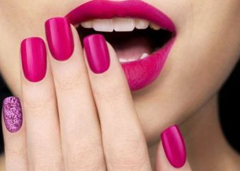 Αφαίρεσε το Gel μανικιούρ με 4 απλά βήματα