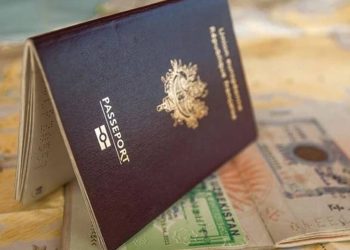 Μετά την απαγόρευση των Golden Visa, stop της ΕΕ και στις αγορές ακινήτων από Ρώσους