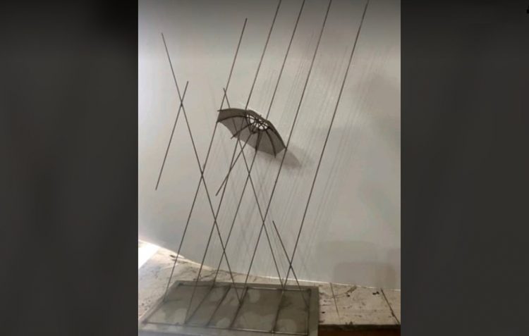 Αυτή είναι η… ομπρέλα που θα αντικαταστήσει την πετρόκτιστη βρύση της Ασκληπιού