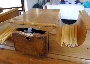 Κύπρος: Πήγε να κλέψει από το παγκάρι εκκλησίας – Γλίστρησε, χτύπησε και βρέθηκε στο νοσοκομείο