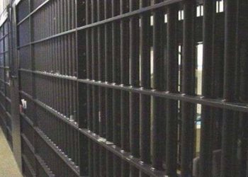 Κύπρος: Αποπειράθηκε να περάσει ναρκωτικά… σε φραπέ στα κρατητήρια