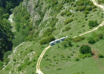Σέρρες: Λειτουργεί ξανά το τρενάκι στο Φαράγγι Αγγίτη, μετά από επτάχρονη απουσία (pics)