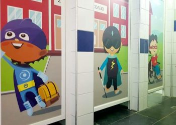 Τουαλέτες για… super παιδιά σε δημόσιο σχολείο στα Τρίκαλα