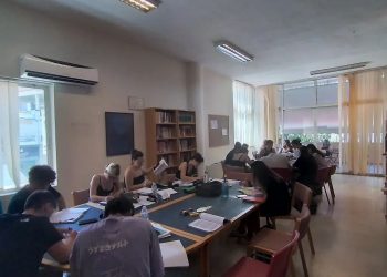 Κατάμεστο από μαθητές των Πανελληνίων το αναγνωστήριο της Δημοτικής Βιβλιοθήκης