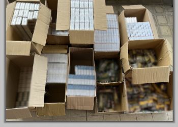 Συνελήφθη στη Λάρισα για παράνομα πακέτα τσιγάρα και καπνό