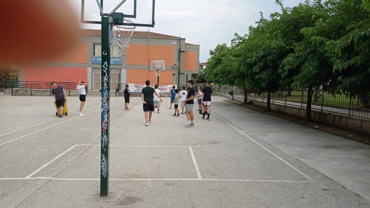 Ξεκίνησαν οι εκδηλώσεις του Μαθητικού Φεστιβάλ της ΚΝΕ  με τουρνουά μπάσκετ ενάντια στα ναρκωτικά