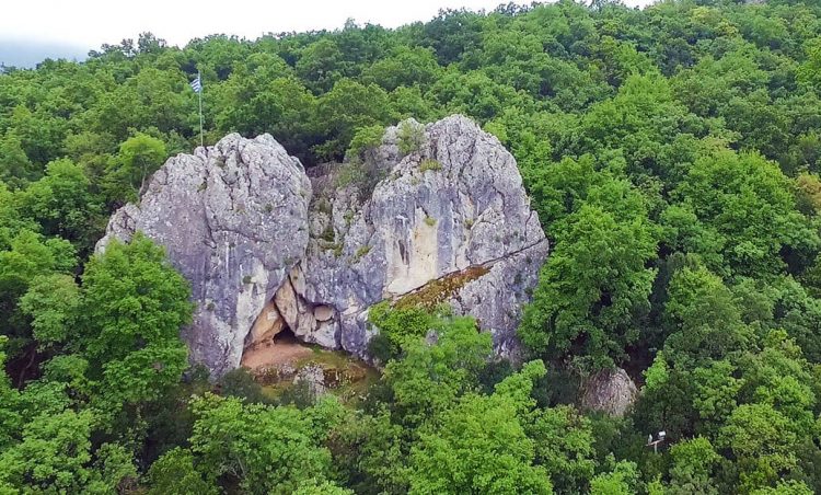 Επετειακή εκδήλωση-συναυλία στη σπηλιά του Καραϊσκάκη