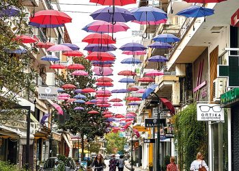 Στις 6 το απόγευμα το άνοιγμα των εμπορικών καταστημάτων στα Τρίκαλα