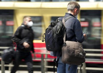 Ο πληθωρισμός «χτυπά» και την Γερμανία: Οι πολίτες περιορίζουν τις δαπάνες τους