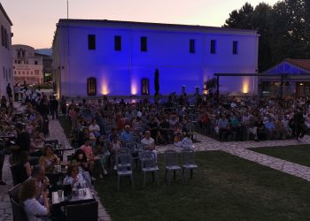 Μουσείο Τσιτσάνη: Μαγευτικά ηχοχρώματα από την ελληνική παράδοση