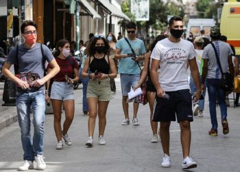 Tέλος οι μάσκες: «Επιστρέφουν» τον Σεπτέμβριο – Σε ποια μέρη είναι υποχρεωτική και σε ποια όχι