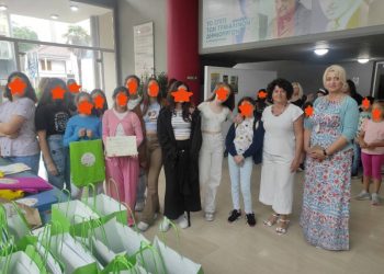 Επιδόθηκαν τα βραβεία για τις «Λαζαρίνες 2022» στα Τρίκαλα