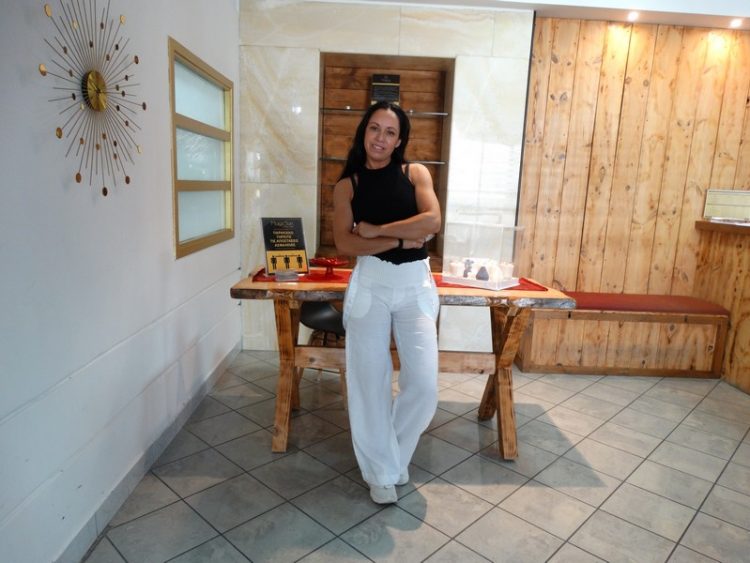 Οι Τρικαλινοί επιλέγουν solarium για τέλειο μαύρισμα πριν βγουν στις παραλίες-Συνέντευξη με την ιδιοκτήτρια του Magic Sun Solarium Λίτσα Καλογράνα