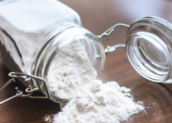 10 προβλήματα καθαρισμού τα οποία θα λύσεις μόνο με μαγειρική σόδα