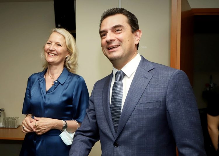 Κώστας Σκρέκας: «Η Ελλάδα καθιερώνεται ως ενεργειακός κόμβος στη Νοτιοανατολική Ευρώπη» – Συνάντηση του Υπουργού με τον Γενικό Γραμματέα του ΟΠΕΚ και τη Γενική Διευθύντρια Ενέργειας της Ευρωπαϊκης Επιτροπής                  