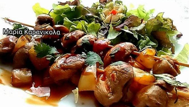 Μανιτάρια ψητά με σόγια σως και πιπεριές