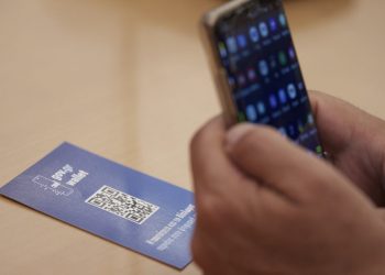 Gov.gr Wallet: Βήμα – βήμα πώς κατεβάζουμε την ψηφιακή ταυτότητα και το ψηφιακό δίπλωμα οδήγησης