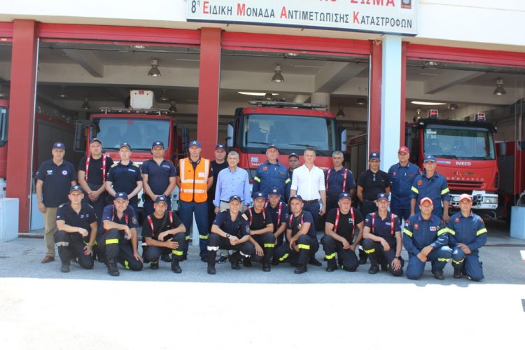 Βούλγαροι πυροσβέστες με τέσσερα οχήματα στη Λάρισα για την αντιμετώπιση των πυρκαγιών