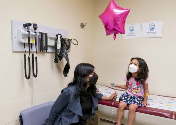 Διπλή αγωνία για τα παιδιά: Τα σαρώνει ο κορονοϊος – Πρώτος θάνατος από οξεία ηπατίτιδα στην Ελλάδα