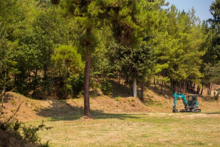 Εργασίες πυροπροστασίας στο άλσος του Προφήτη Ηλία