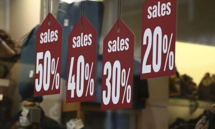 Θερινές εκπτώσεις 2022: Πότε ξεκινούν – Τι πρέπει να προσέξουν οι καταναλωτές